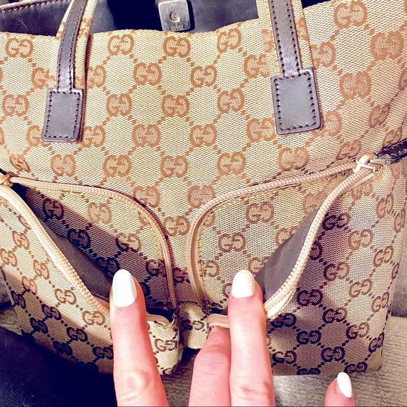 SOLD Authentic Gucci Monogram Hand Bag - Picture 2 of 14